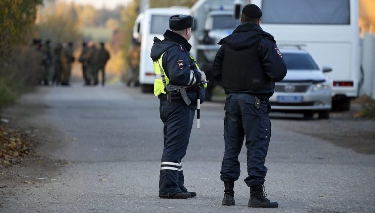 Ανταλλαγή πυρών στη Μόσχα – Τραυματίες ένας αστυνομικός και ο δράστης