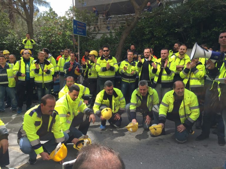 Απεργία και διαμαρτυρία στην Αθήνα από τους μεταλλωρύχους της Eldorado