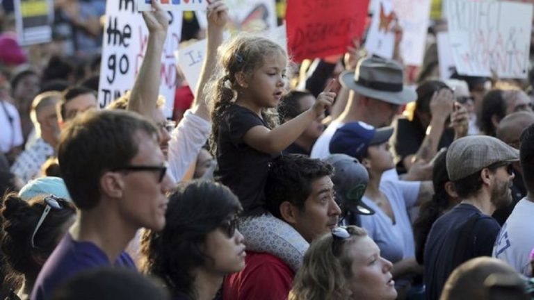 ΗΠΑ – Τραμπ: Μόλις 45.000 πρόσφυγες θα δεχθεί η χώρα το 2018