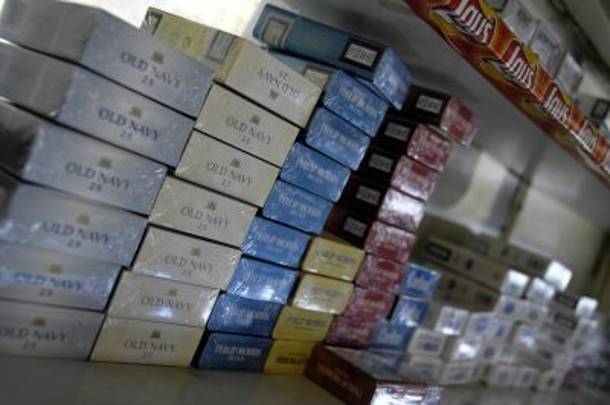 Συνελήφθη για κατοχή 1.243 λαθραίων πακέτων τσιγάρων