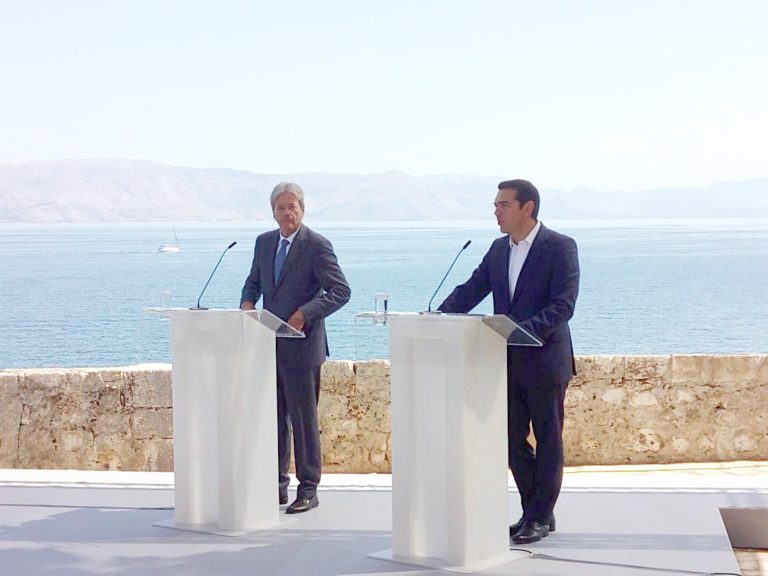 Τζεντιλόνι: Με τη διάσκεψη στην Κέρκυρα ενισχύσαμε τη στενή σχέση Ιταλίας-Ελλάδας