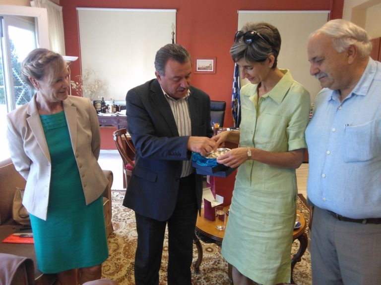 Στην Κέρκυρα η Πρέσβειρα της Μ. Βρετανίας