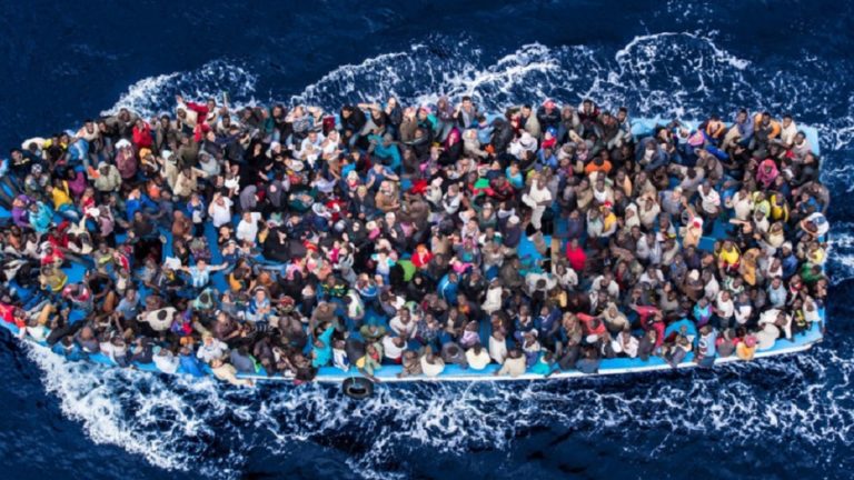 Λιβύη: Το Πολεμικό Ναυτικό θα κάνει κατάσχεση των πλοίων των ΜΚΟ