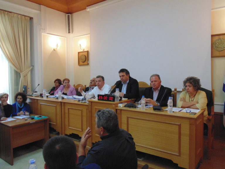 Κρήτη: Έργα 100 εκ. ευρώ ενέκρινε το Περιφερειακό Συμβούλιο