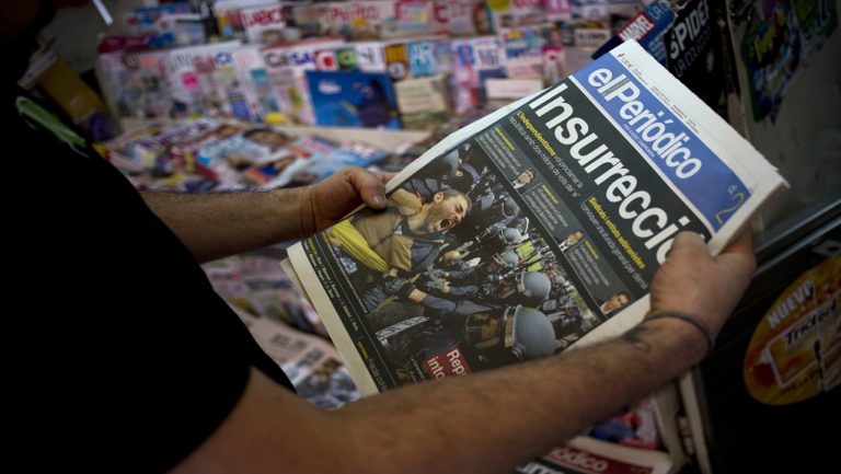 Βυθίζεται σε πολιτική κρίση η Ισπανία μετά το “αιματοβαμμένο” δημοψήφισμα (video)