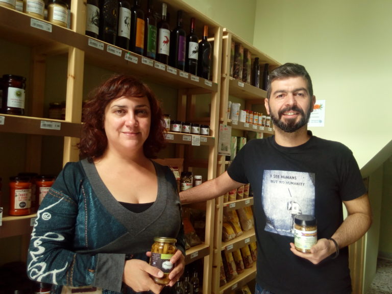 Κομοτηνή: Τα «μαγικά φασόλια» της αλληλεγγύης