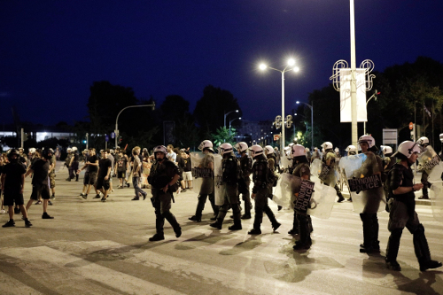 Ισχυρή αστυνομική παρουσία στην πορεία των αντιεξουσιαστών