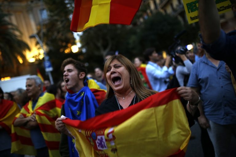 Ζητούμενο η γαλήνη στην Ισπανία – Αναζητείται διαδικασία διαλόγου