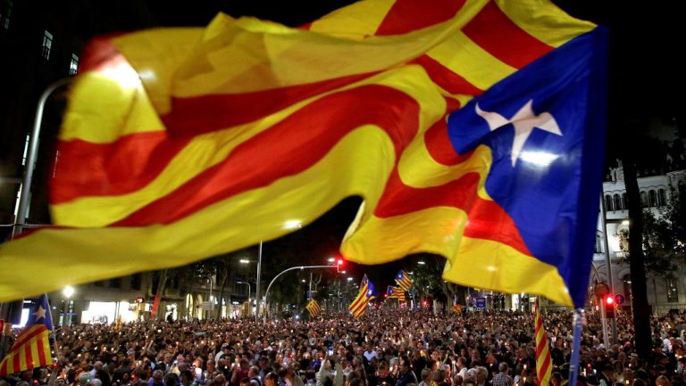 Η Βαρκελώνη διαμαρτύρεται για την σύλληψη των αυτονομιστών ηγετών της