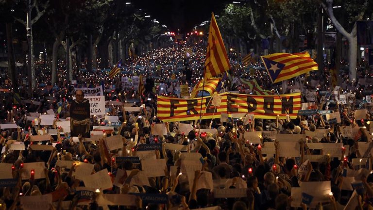 Την Πέμπτη αναμένεται η απάντηση της Καταλονίας στη Μαδρίτη (video)