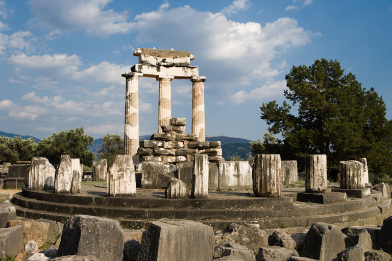 Δελφοί: Προώθηση ίδρυσης Δελφικού Πανεπιστημίου