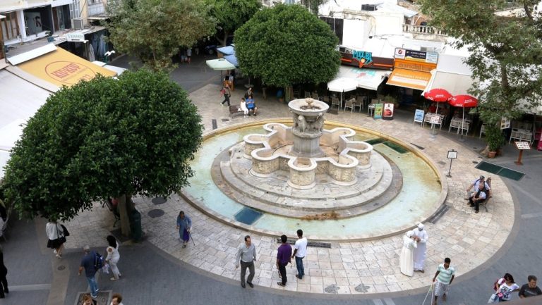 Αρχιτεκτονική μελέτη για τα «Λιοντάρια»