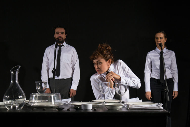 Ουγκώ: Μια Ουτοπία στη Στέγη