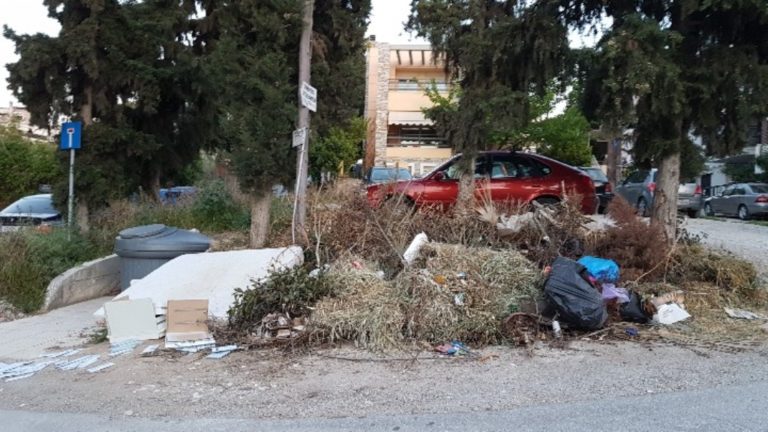 Απομακρύνονται 4.000 τόνοι ογκωδών απορριμμάτων από τη Θεσσαλονίκη