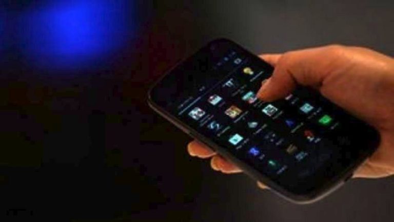 Ηλεκτρονική απάτη με στόχο «έξυπνα» κινητά – Εμπλέκονται και καταστηματάρχες