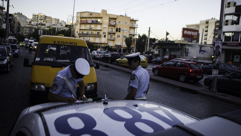 Συνεχείς έλεγχοι σε σχολικά λεωφορεία – Εκατοντάδες παραβάσεις μέσα σε έναν μήνα