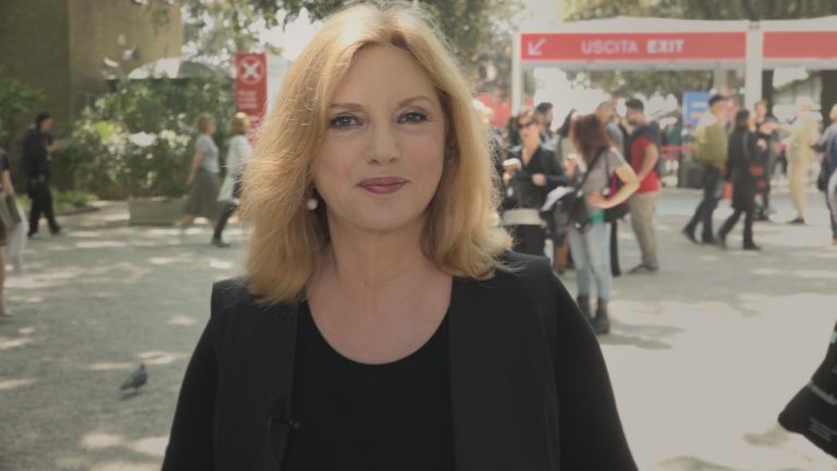 ΕΡΤ2 – «Η εποχή των εικόνων» στην 57η Μπιενάλε Βενετίας