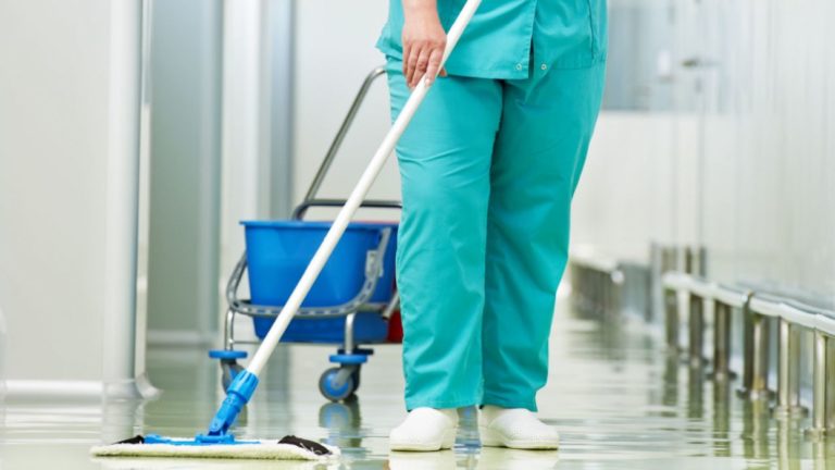 Νίκη εργαζομένων καθαριότητας νοσοκομείου Μυτιλήνης