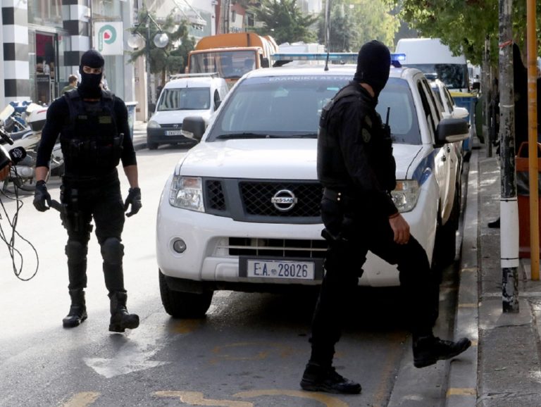 Μ.Λεμπιδάκης: Προφυλακιστέοι και οι 7 συλληφθέντες -Τόσκας: Οι έρευνες συνεχίζονται (video)