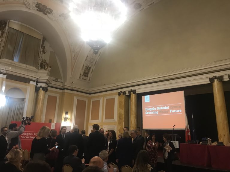 Περιφέρεια Κρήτης: Σε συνέδριο στο Cardiff  για το μέλλον της Ευρώπης μετά το Brexit