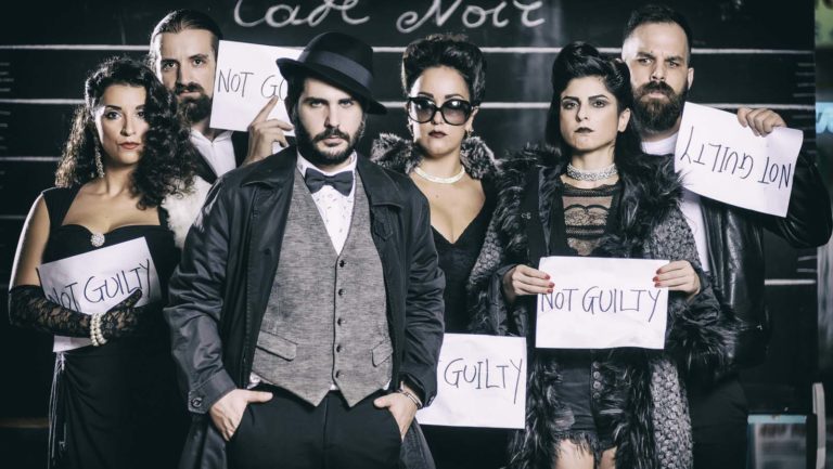 “Έγκλημα στο Cafe-Noir”: Μια διαδραστική βραβευμένη κωμωδία