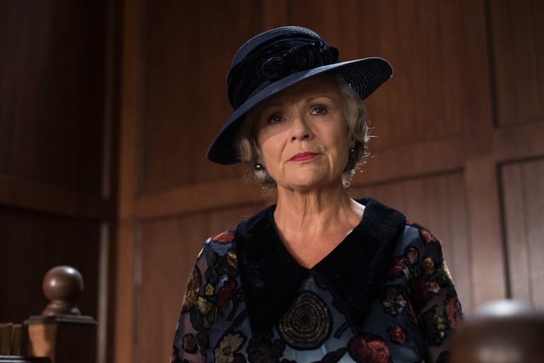«Indian Summers» στην ΕΡΤ1