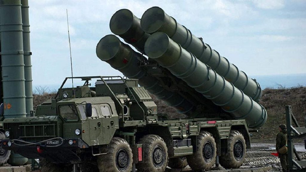 Ρωσία: Το εξελιγμένο αντιπυραυλικό σύστημα S-400 αγόρασε η Τουρκία