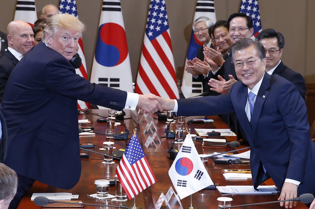 Εκτός διαπραγματεύσεων η παρουσία στρατού των ΗΠΑ στη Ν. Κορέα