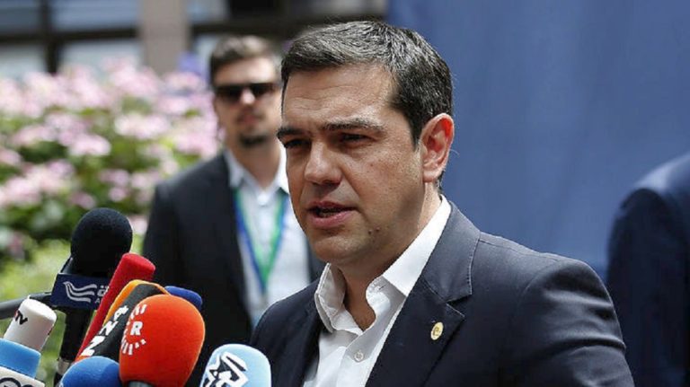 Βράβευση του Αλ. Τσίπρα από την επιθεώρηση Politique Internationale και τον Δικηγορικό Σύλλογο στο Παρίσι