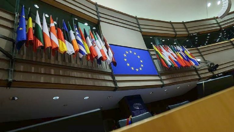 Το όνομα του Μανώλη Γλέζου πήρε αίθουσα του Ευρωπαϊκού Κοινοβουλίου