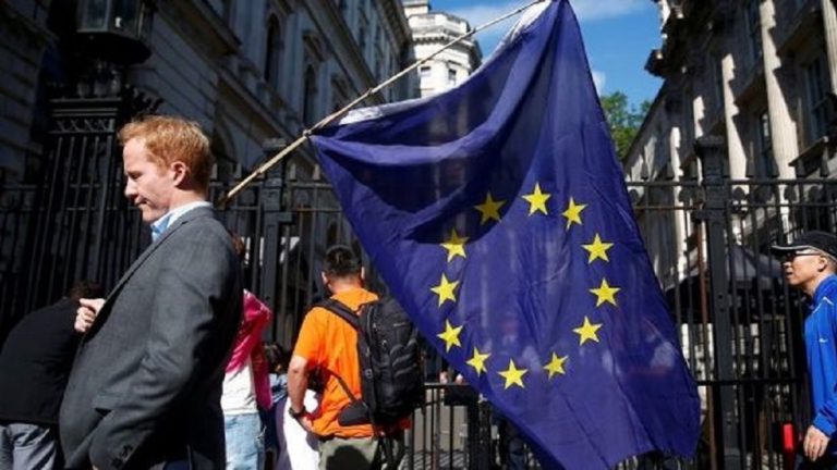 ΕΕ: Αύξηση των κατώτατων μισθών ζητάει η Ευρωπαϊκή Συνομοσπονδία Συνδικάτων  