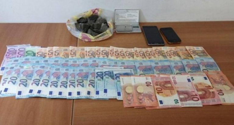 Μισό κιλό ηρωίνη έκρυβε στο σπίτι του 28χρονος