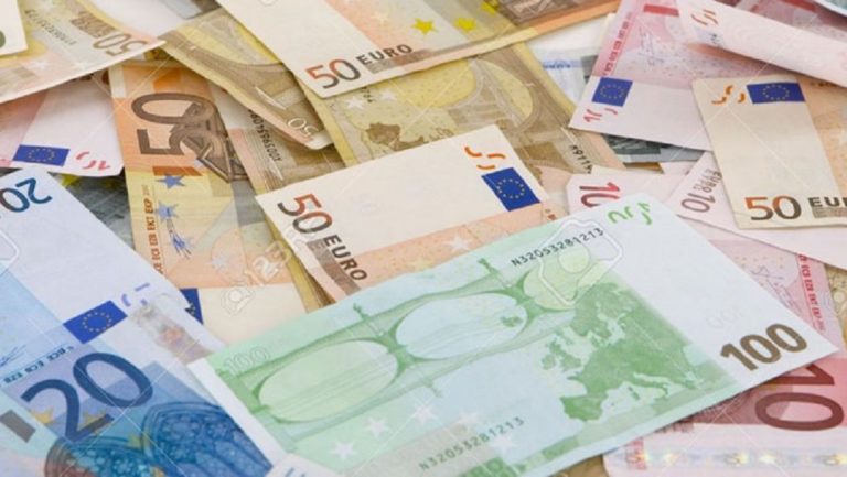 Υπ. Οικονομικών: 1,14 δισ. άντλησε το ελληνικό Δημόσιο κατά τη δημοπρασία εντόκων γραμματίων