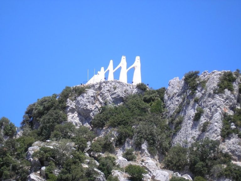 Στο Ζάλογγο τιμούν την αυτοθυσία των γυναικών
