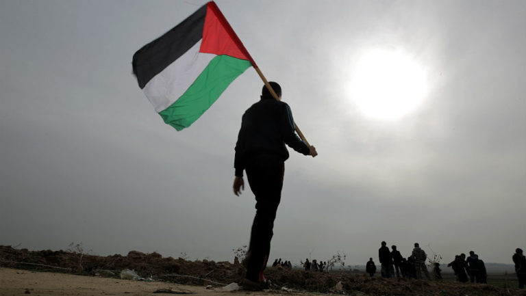 Δεκάδες Παλαιστίνιοι τραυματίες από πυρά του ισραηλινού στρατού σε νέες διαδηλώσεις