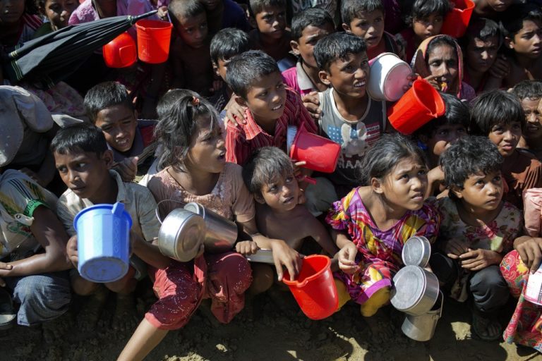 Δέκα νεκροί σε διανομή τροφίμων στο Μπαγκλαντές