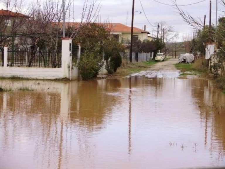 Αντιπλημμυρική προστασία ρέματος  Αλμύρας Ν.Μουδανιών