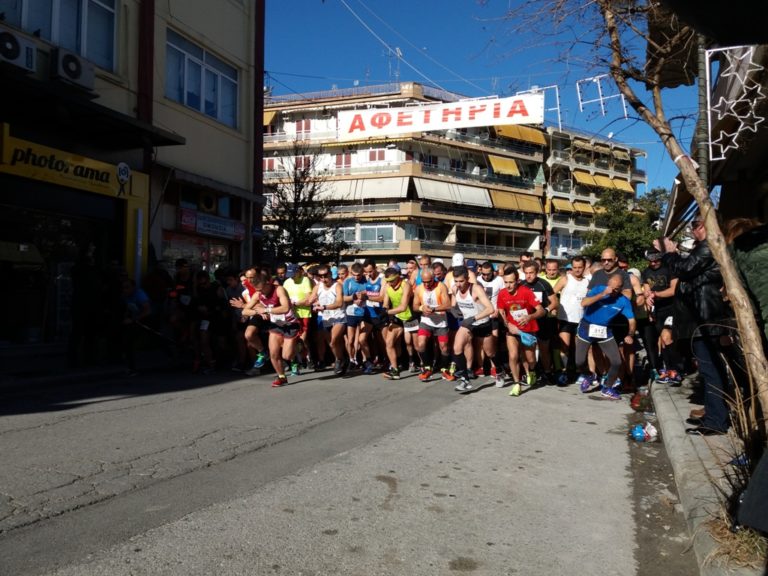 Ρεκόρ συμμετοχών και ρεκόρ αγώνα στον ημιμαραθώνιο «Τύρναβος –Λάρισα»
