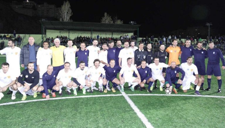 Έπαιξαν ποδόσφαιρο για κοινωνικό σκοπό στο Βύρωνα