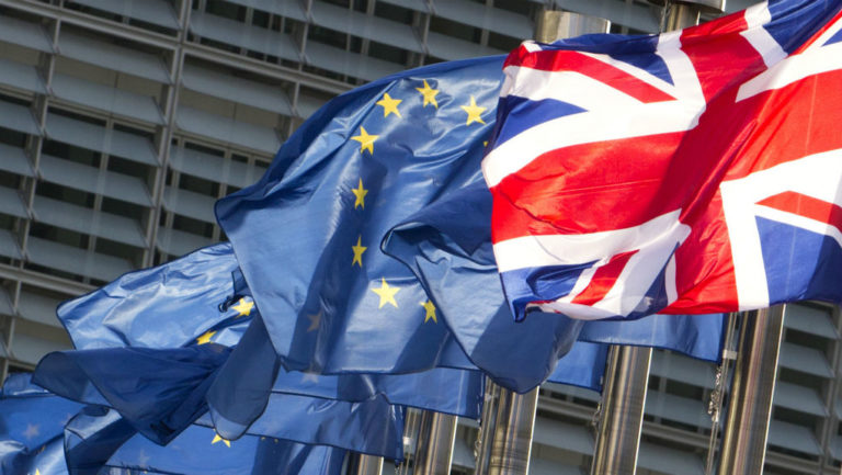 Brexit: Ολονύχτιες διαπραγματεύσεις ΕΕ-Ιρλανδίας-Βρετανίας