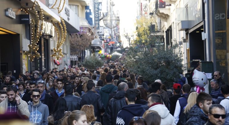 Ανοιχτά σήμερα τα καταστήματα τελευταία Κυριακή του χρόνου (video)