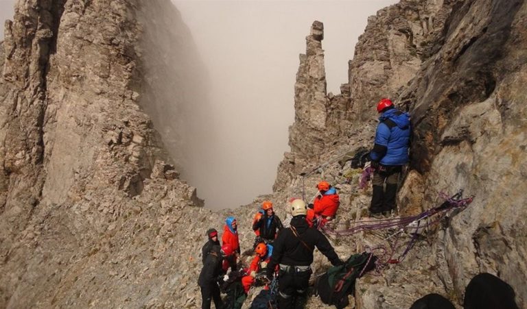 Δύο ορειβάτες τραυματισμένοι εγκλωβίστηκαν στον Όλυμπο