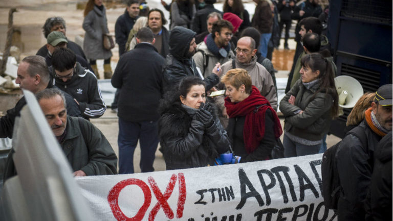 Συγκεντρώσεις κατά των πλειστηριασμών σε Αθήνα, Πάτρα, Αγρίνιο