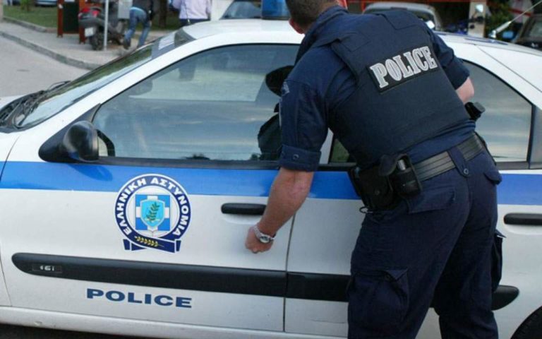 Βόλος: Κατήγγειλε ότι του έκλεψαν 1,3 εκ. ευρώ από το σπίτι του