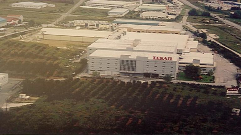 Το ενδεχόμενο ακόμη και αναγκαστικής πτώχευσης εξετάζει η ΣΕΚΑΠ