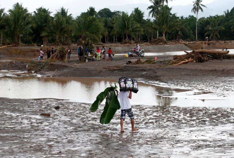 Φιλιππίνες: Τουλάχιστον 240 οι νεκροί από την τροπική καταιγίδα Τεμπίν
