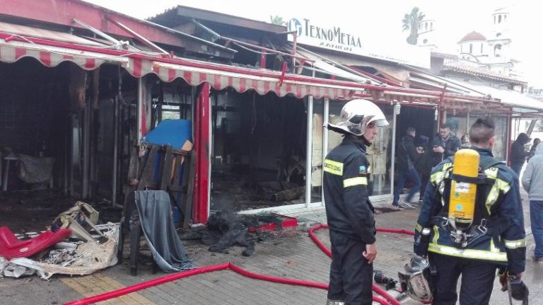 Χανιά: Αποθήκη χαλιών καταστράφηκε από πυρκαγιά