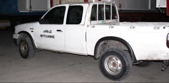 Λέσβος: Με αυτοκίνητο του δήμου έκλεψαν ελαιόδιχτα στην Αγιάσο