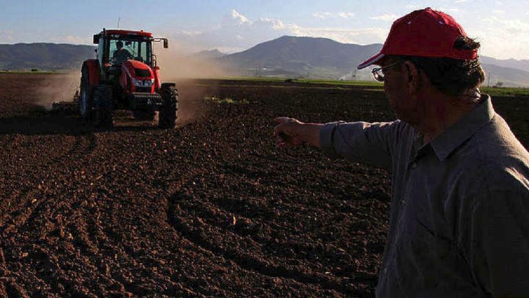 ΕΛΓΑ: Αποζημιώσεις σε 65.653 αγρότες και κτηνοτρόφους