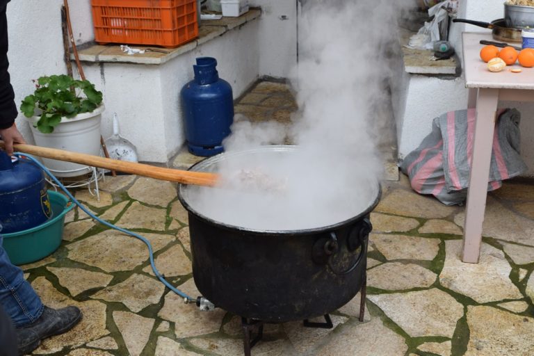 Το έθιμο του παστού στο Θεόκτιστο Γορτυνίας